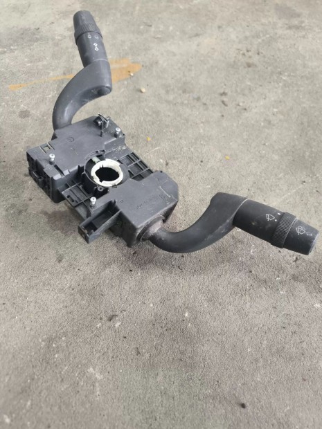 Fiat DUCATO Citroen JUMPER Peugeot BOXER 06- Bajuszkapcsol� kar 3758