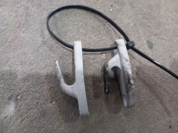 Fiat DUCATO Citroen JUMPER Peugeot BOXER 06- Horog akaszt� tart� 0082