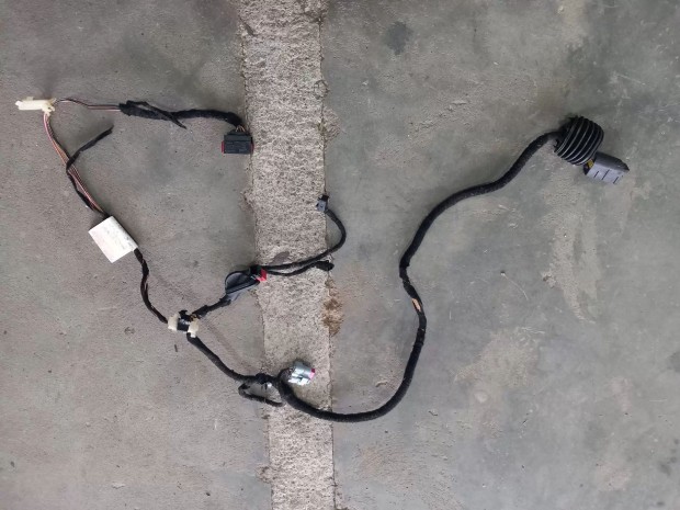 Fiat DUCATO Citroen JUMPER Peugeot BOXER 06- K�belk�teg csatlakoz� 999