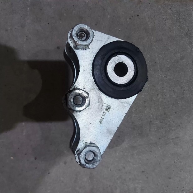 Fiat DUCATO Citroen JUMPER Peugeot BOXER 06- V�lt�tart� bak tart� 2509