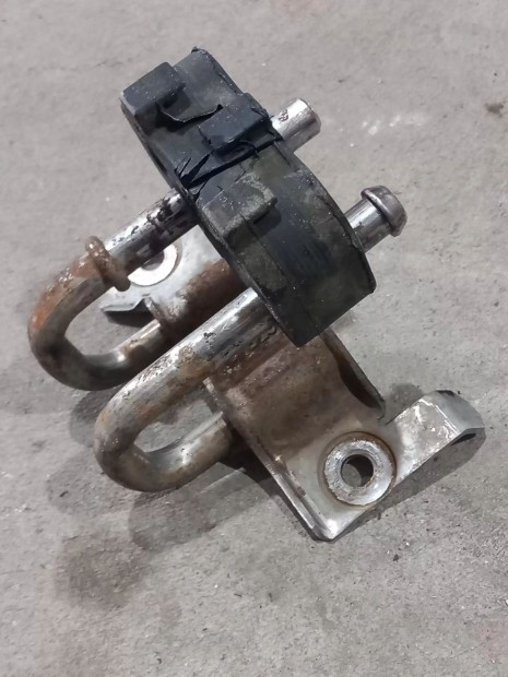 Fiat DUCATO Citroen JUMPER Peugeot BOXER 12- Kipufog� tart� bak 6495