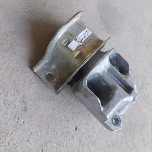 Fiat DUCATO Citroen JUMPER Peugeot BOXER 16- 2.0 V�lt�tart� bak 2235