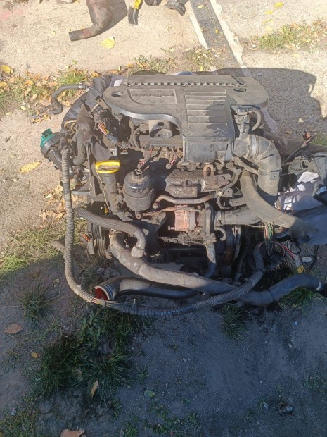 Fiat Doblo 1.3 multijet motor