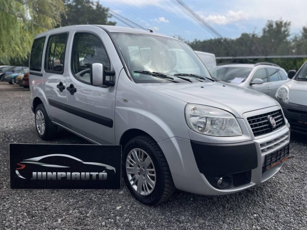 Fiat Doblo 1.4 Megkímélt tágas egyterű vonóhoro...