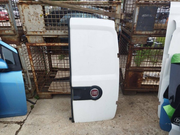 Fiat Doblo 2010-2022 jobb oldali csomagtrajt, resen