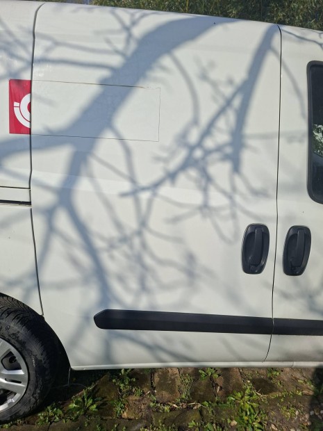 Fiat Doblo 3, opel Combo D,  tol�ajt� elad�.