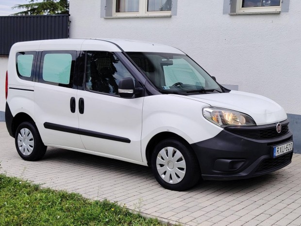 Fiat Doblo Cargo.1.3Mjet.Nincs Klíma.magánszemé...