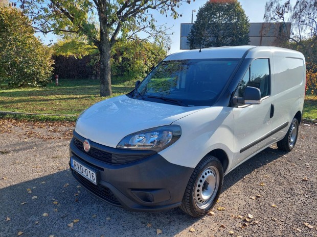 Fiat Doblo Cargo 1.4 T-jet Professional EURO6 4...