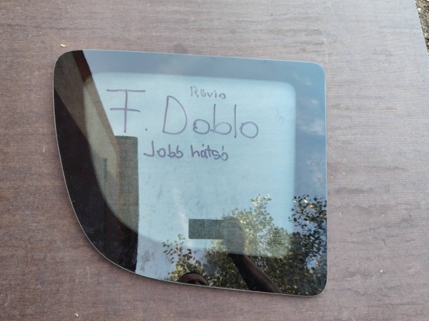 Fiat Doblo Cargo 2010- jobb hátsó fix ablaküveg