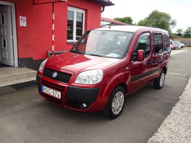 Fiat Doblo Dobló 1.3 JTD Family (7 személyes )