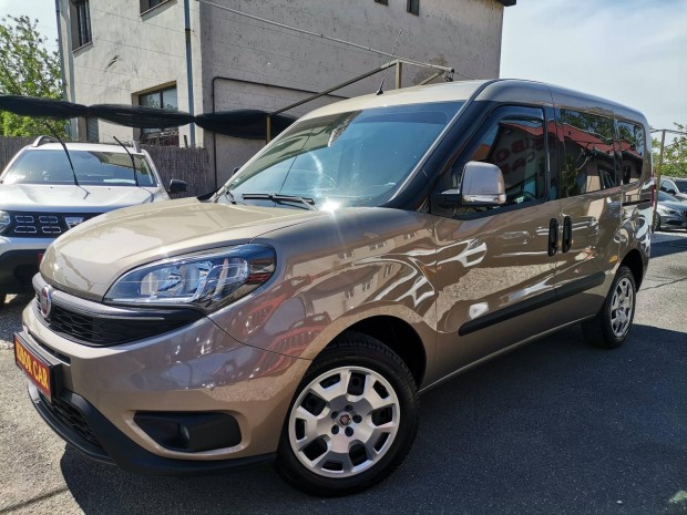 Fiat Doblo Dobl Panorama 1.4 16V Easy (7 szem...