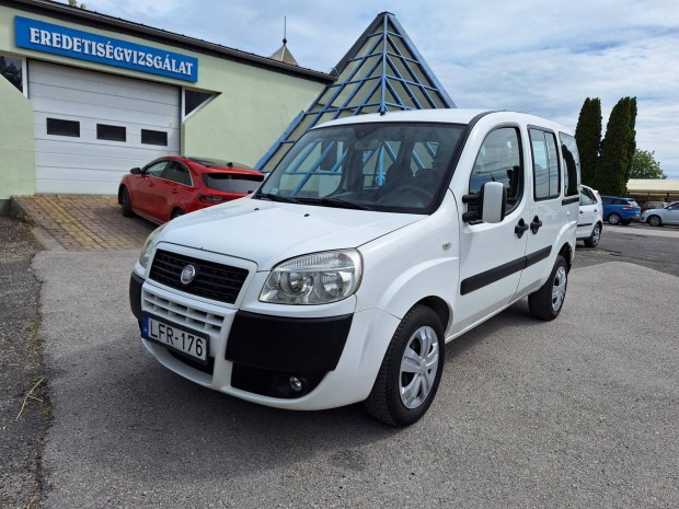 Fiat Doblo Dobló Panorama 1.4 8V Family (7 szem...