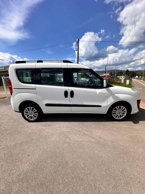 Fiat Doblo Dobló Panorama 2.0 Mjet Emotion Dupl...