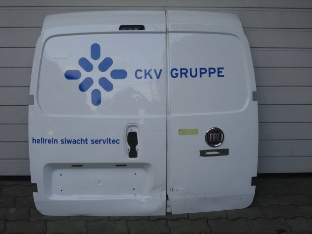Fiat Doblo II Opel Combo Bal hátsó Ajtó Csomagtér ajtó 2020-tól