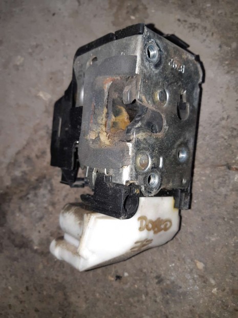 Fiat Doblo Jobb Els� Ajt� Z�rszerkezet + K�zpontiz�r Motor