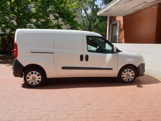 Fiat Doblo Maxi Benzin/gyri CNG gz 167000 Km dupla tolajt