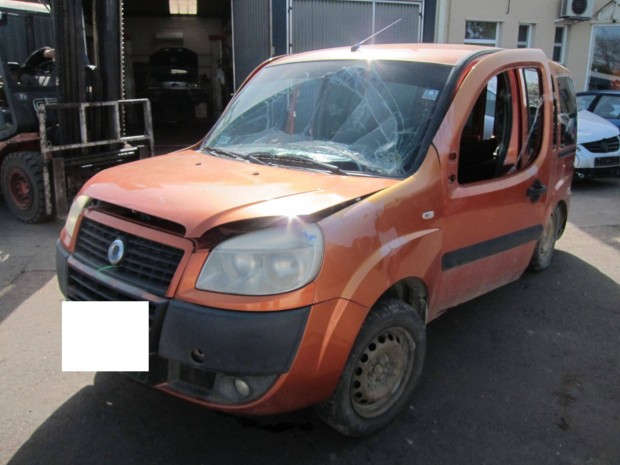 Fiat Doblo Multijet bontott alkatrészek