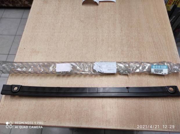 Fiat Doblo dszlc jobb htslmpa mellett 2005 -> 2009