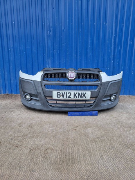 Fiat Doblo gyári 73545570 első lökhárító