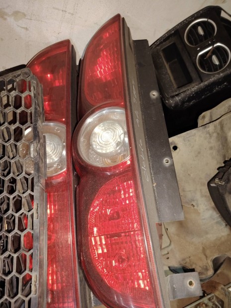 Fiat Doblo h�ts� l�mpa 