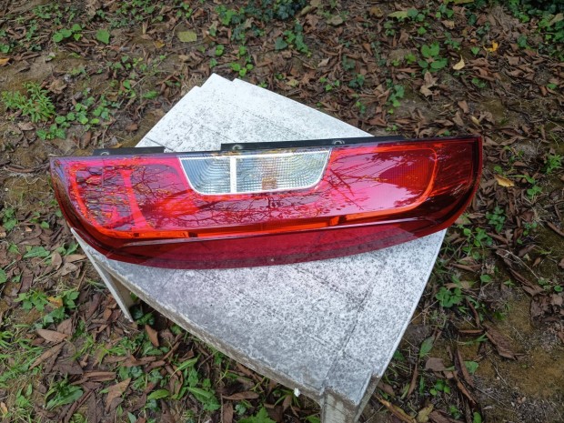 Fiat Doblo jobb h�ts� l�mpa