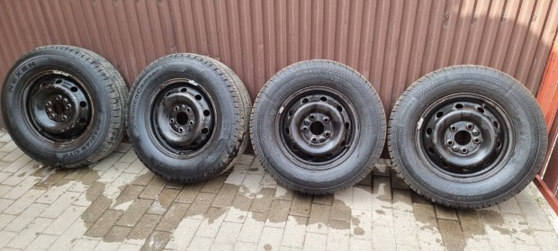 Fiat Ducato 215/70 R15 C 4 vszakos kerkszett Jumper Boxer