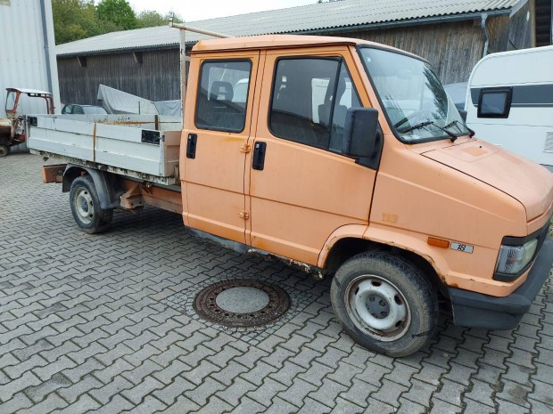 Fiat Ducato 290 2.5 D 79000 km német bontott jármű