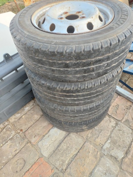 Fiat Ducato 4 db felni+gumi (195/70/15c)