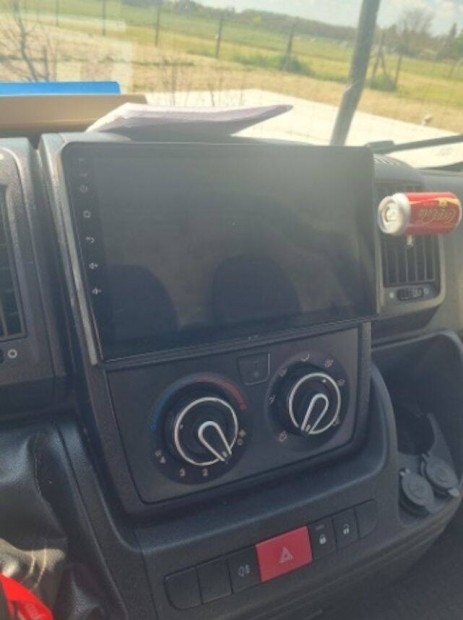 Fiat Ducato Carplay Multimédia Android GPS Rádió Tolatókamerával