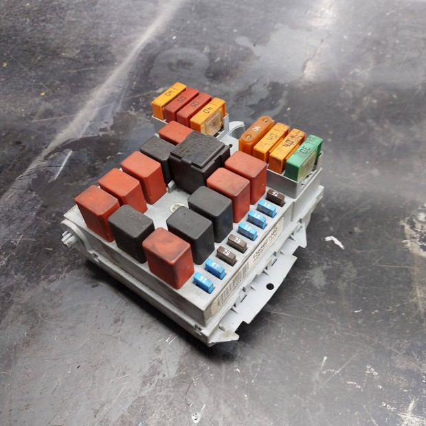 Fiat Ducato Citroen Jumper Peugeot Boxer Motortr biztostktbla 2219