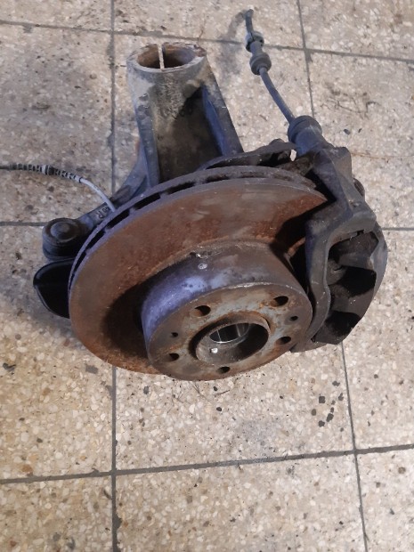 Fiat Ducato III 06-14 Bal Els� Csonk�llv�ny Ker�kaggyal + F�knyereg +