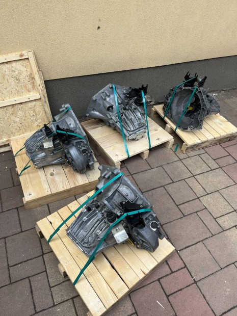 Fiat Ducato, Iveco Daily 2.3 gy�ri �j v�lt�, sebess�gv�lt�-