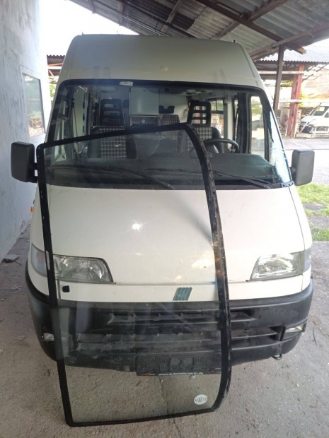 Fiat Ducato első szélvédő