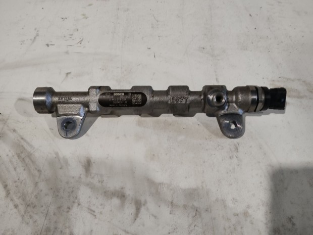 Fiat Freemont 2011-2015 2,0 16v Diesel Rail cs 0445214254 ,