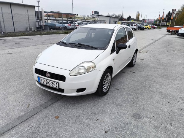 Fiat Grande Punto 1.2 8V Actual +++ Friss Msza...