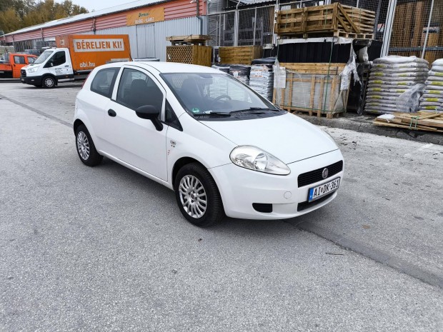 Fiat Grande Punto 1.2 8V Actual +++ Friss Msza...