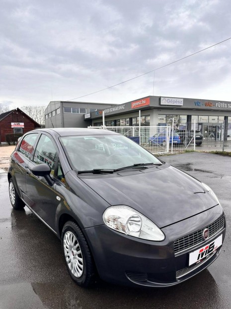 Fiat Grande Punto 1.4 8V Dynamic 146.000km futá...
