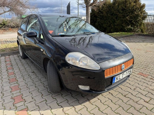 Fiat Grande Punto 1.4 8V Dynamic Friss szerviz