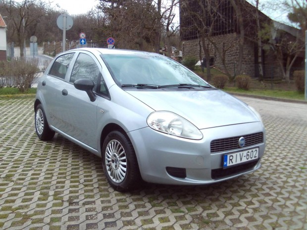 Fiat Grande Punto 1.4 8V Emotion J motorral.kl...