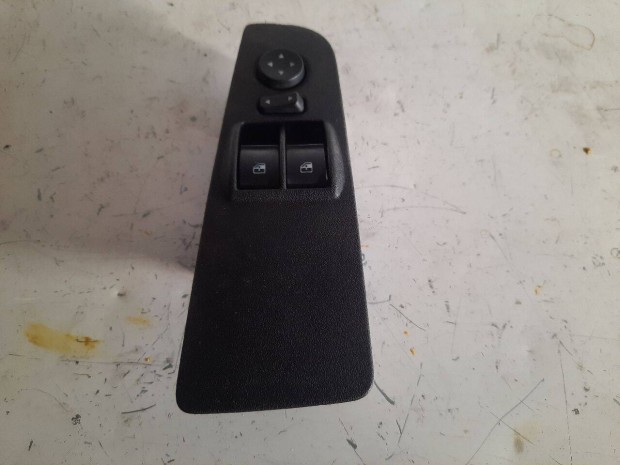 Fiat Grande Punto bal ablakemel� kapcsol�