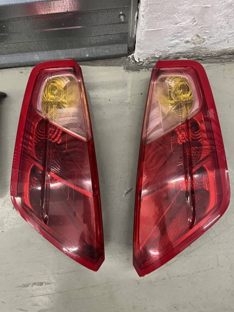 Fiat Grande Punto hátsó lámpa testek