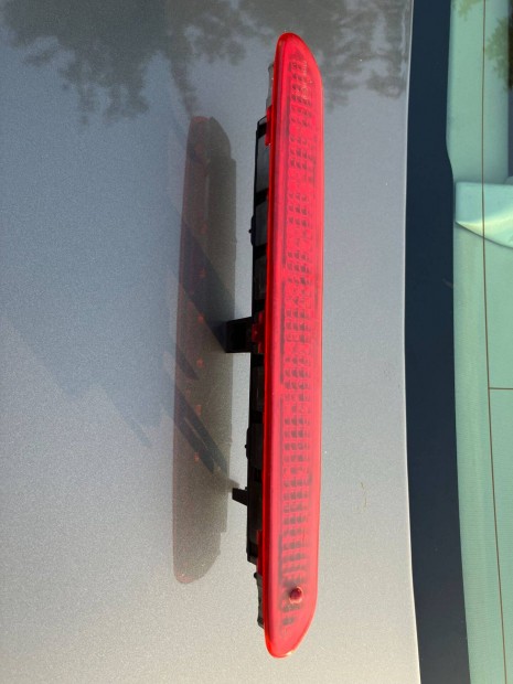 Fiat Grande Punto pótféklámpa gyári