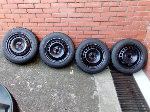 Fiat Grande Puntorl tli kerk garnitra 15 "-os mret 