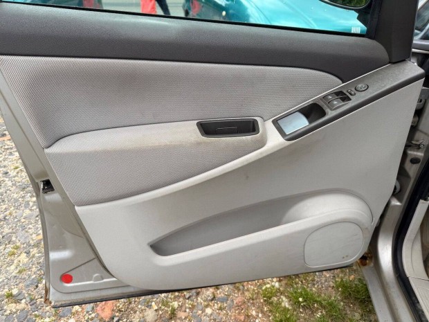 Fiat Idea 1.3 JTD 51KW bal els ajtkrpit
