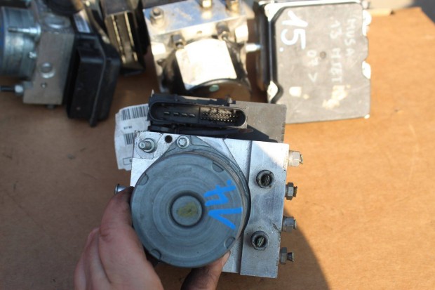 Fiat Idea 2008-2012 1.6Mjet ABS kocka 51805701 (14)