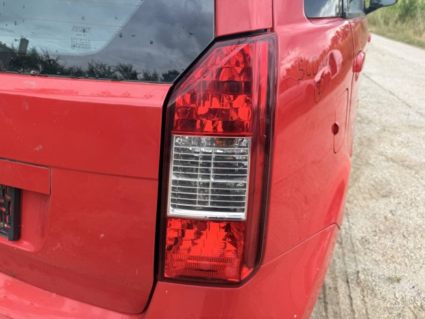Fiat Idea (03-08)1.4 B jobb  hts lmpa 