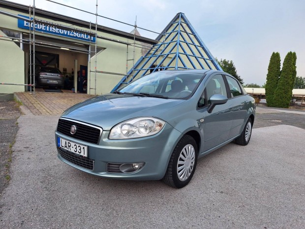 Fiat Linea 1.4 8V Active Magyarorszgi 83100 KM...