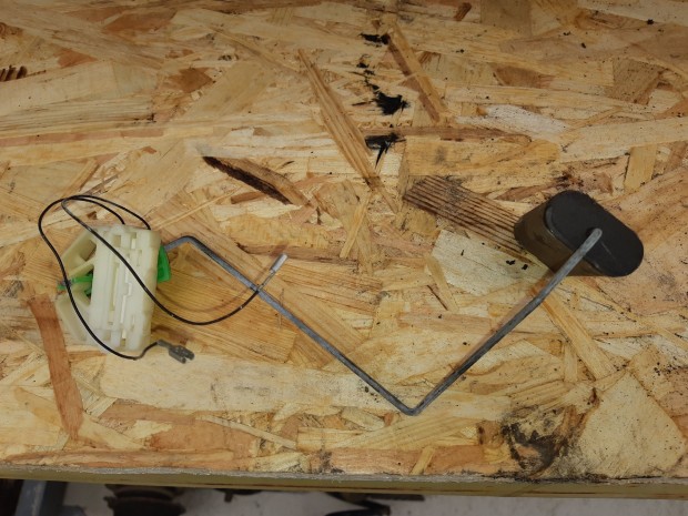 Fiat Multipla �zemanyag Szintjelz�