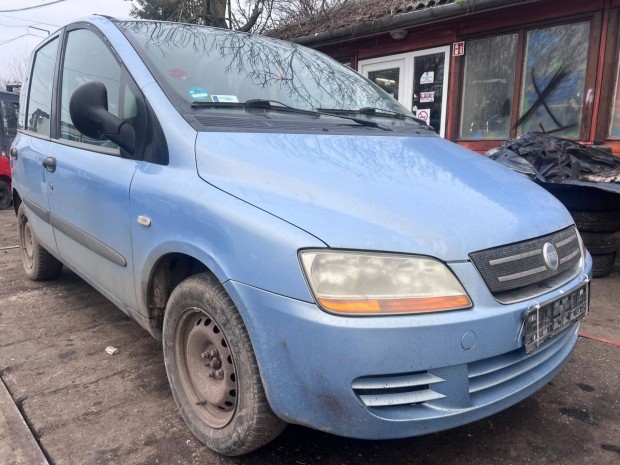 Fiat Multipla (2006) 1.6i 182B6000 Alkatr�szek #M3519