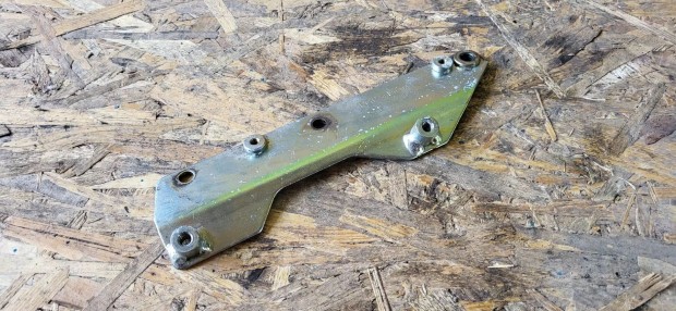 Fiat PUNTO Opel CORSA 03- 1.3 Rail cs� alatt tart� v�d� lemez 5278